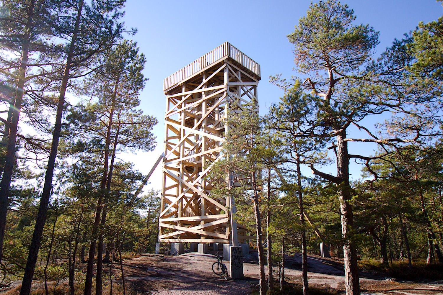 Bergön luontopolku ja lintutorni Espoon Suvisaaristossa – hieno uusi lähiretkikohde